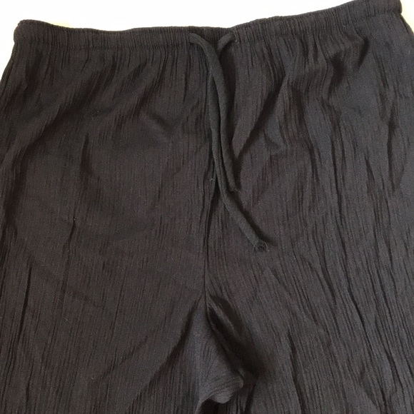 Laura Canadian made black drawstring waist pajama style crinkly pants EUC - Picture 3 of 5
